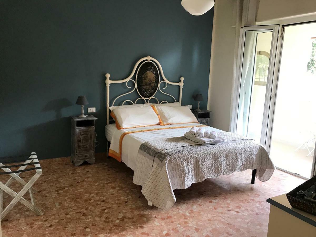 B&B La Casa Di Alice Camaiore Exterior photo